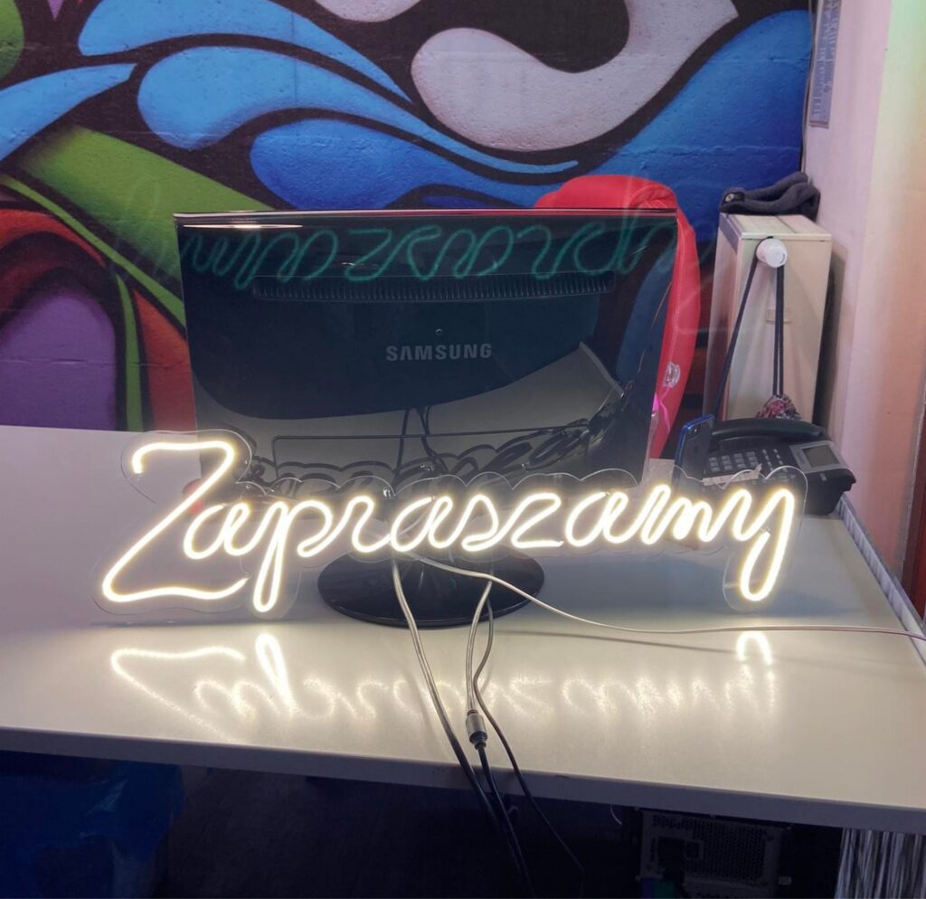 neon zaprazamy